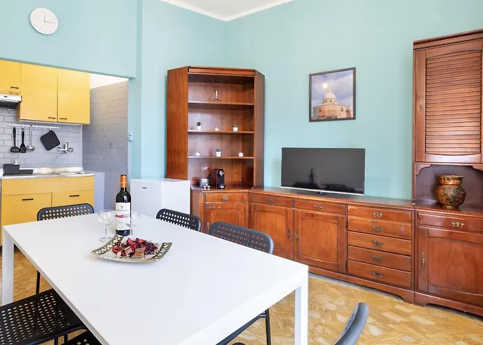 We - Sanluca57, Boloňa